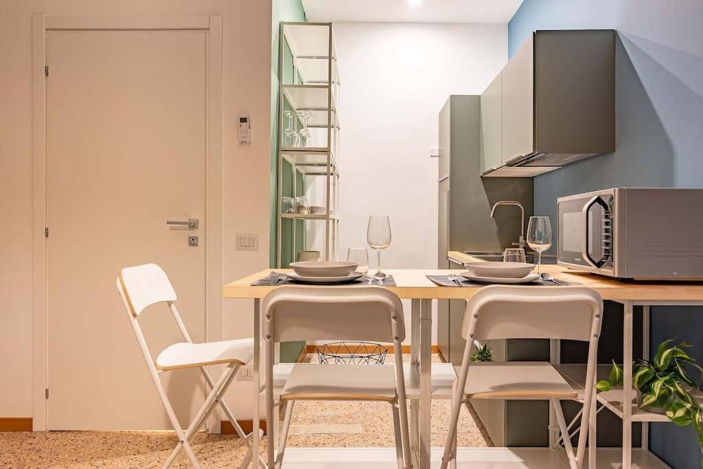 Guest Planet - Cozy Housing Porta Romana M3 Milan Exterior photo